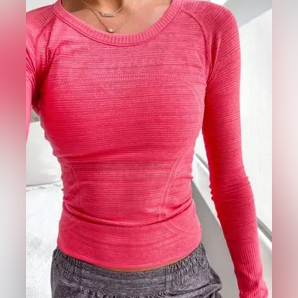 lululemon athletica Tops - Lululemon Swiftly Tech *Hip Length